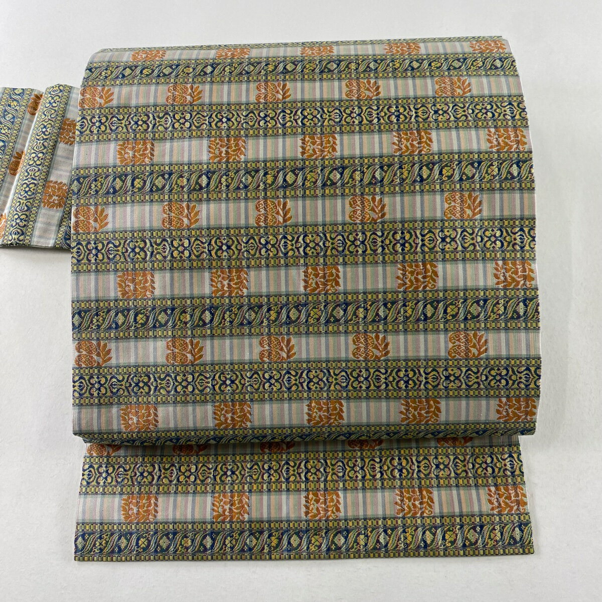 名古屋帯 美品 秀品 縞 草花 灰緑 正絹 【中古】