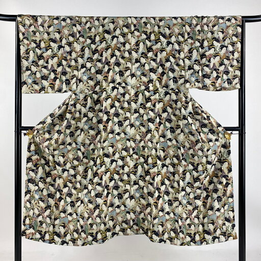 男性襦袢 身丈137cm 裄丈66.5cm M 人物 ベージュ 正絹 秀品 【中古】 男性襦袢 身丈137cm 裄丈66.5cm M 人物 ベージュ 正絹 秀品 【中古】