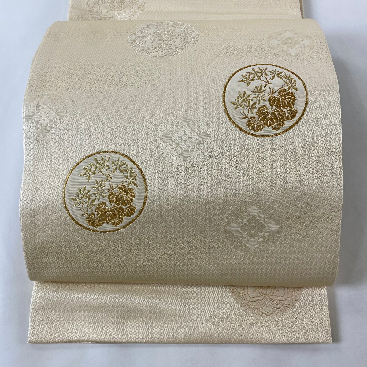 袋帯 美品 秀品 丸文 草花 金糸 箔 ベージュ お太鼓柄 正絹 【中古】(4)