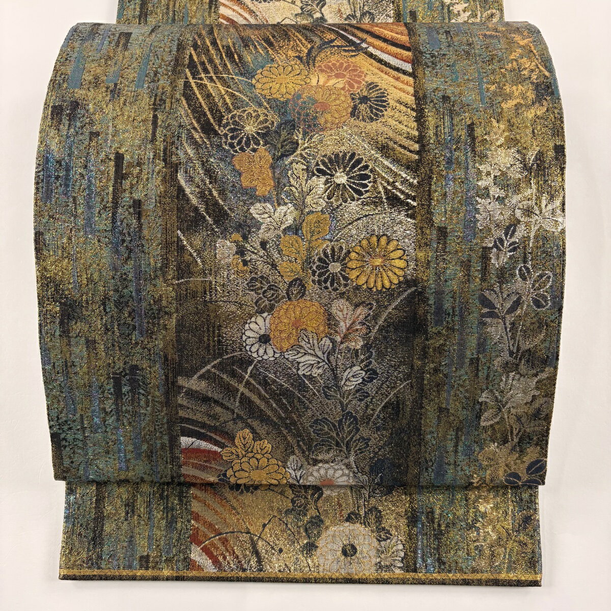 袋帯 美品 秀品 菊 萩 箔 青緑 六通 正絹 【中古】