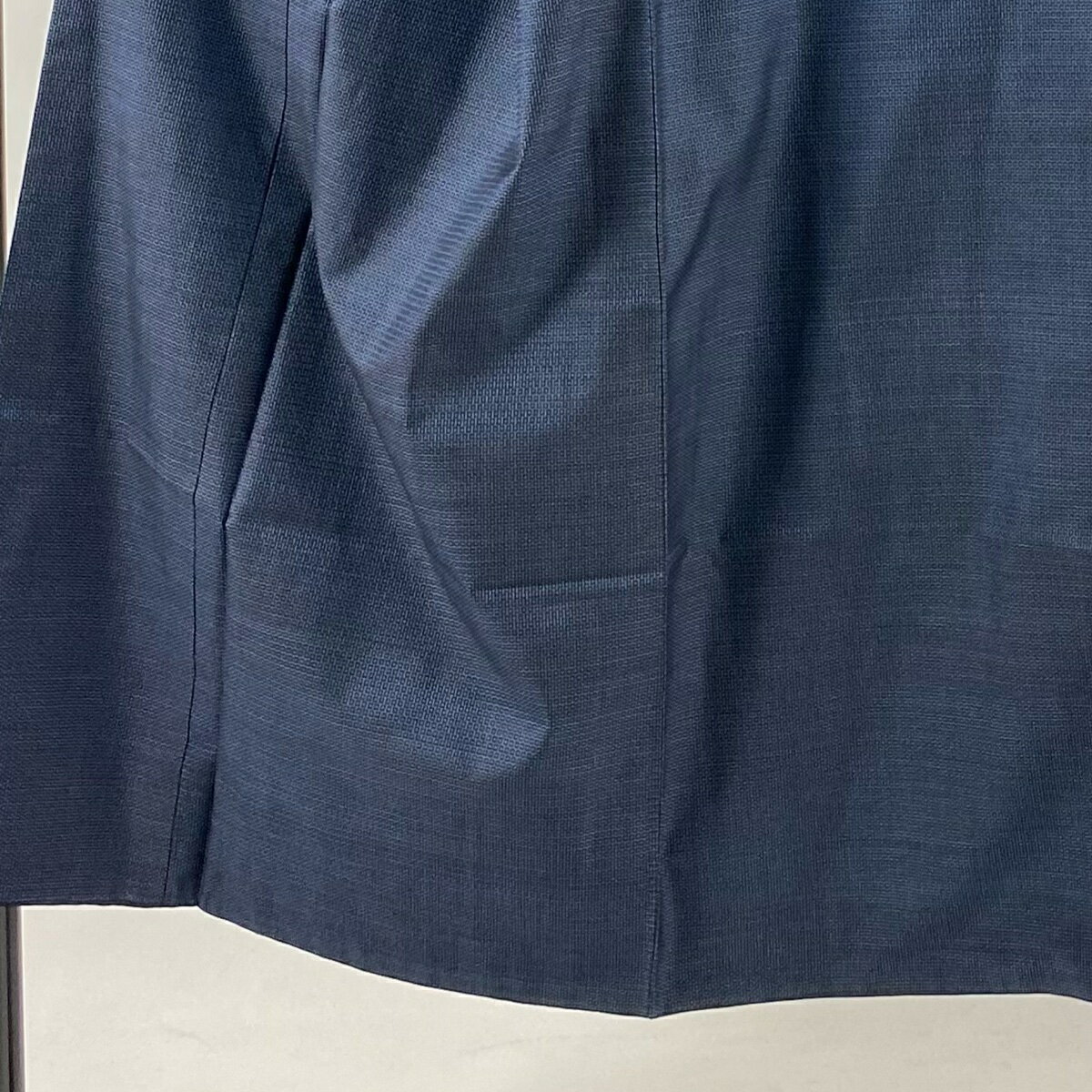 男着物 身丈143cm 裄丈69cm M 袷 大島紬 亀甲絣 紺色 正絹 美品 秀品 【中古】