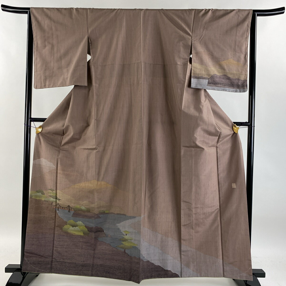 付下げ 身丈163cm 裄丈64cm M 袷 紬地 落款あり 橋 樹木 薄小豆 正絹 秀品 【中古】