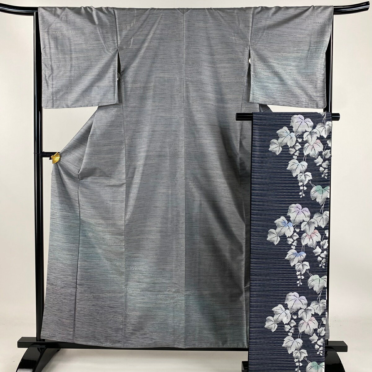 付下げ 身丈160cm 裄丈66.5cm M 袷 袋帯セット 紬地 幾何学模様 ぼかし 灰紫 正絹 美品 秀品 【中古】