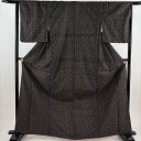 紬 身丈165.5cm 裄丈65.5cm M 袷 バチ衿 幾何学 黒 正絹 美品 名品 【中古】