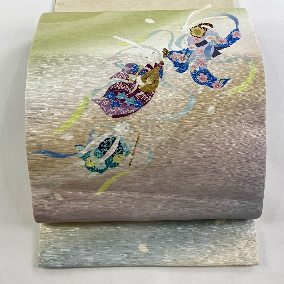 袋名古屋帯 美品 逸品 うさぎ 花びら クリーム 正絹 【中古】