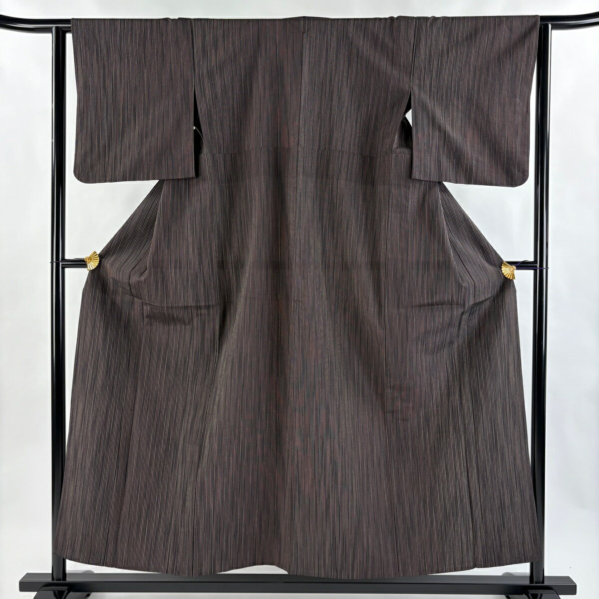 【美品】 紬 身丈154.5cm 裄丈62cm S 単衣 縦縞 墨色 正絹 秀品 【中古】 msp30