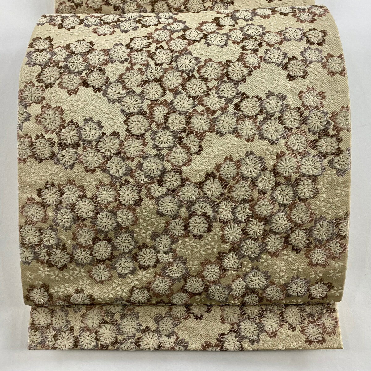 【美品】 袋名古屋帯 優品 桜 銀糸 ベージュ 化繊 【中古】