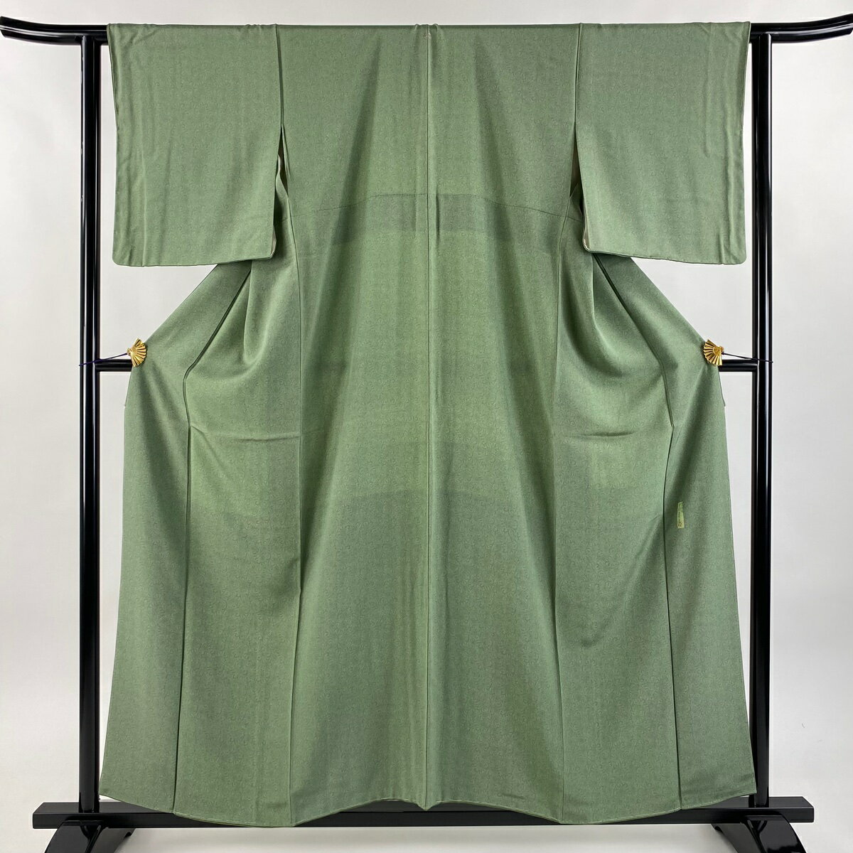 江戸小紋 身丈157cm 裄丈62cm S 袷 人間国宝 中村勇二郎 落款あり 古代菊 よもぎ色 正絹 逸品 一つ紋 【中古】 msp50