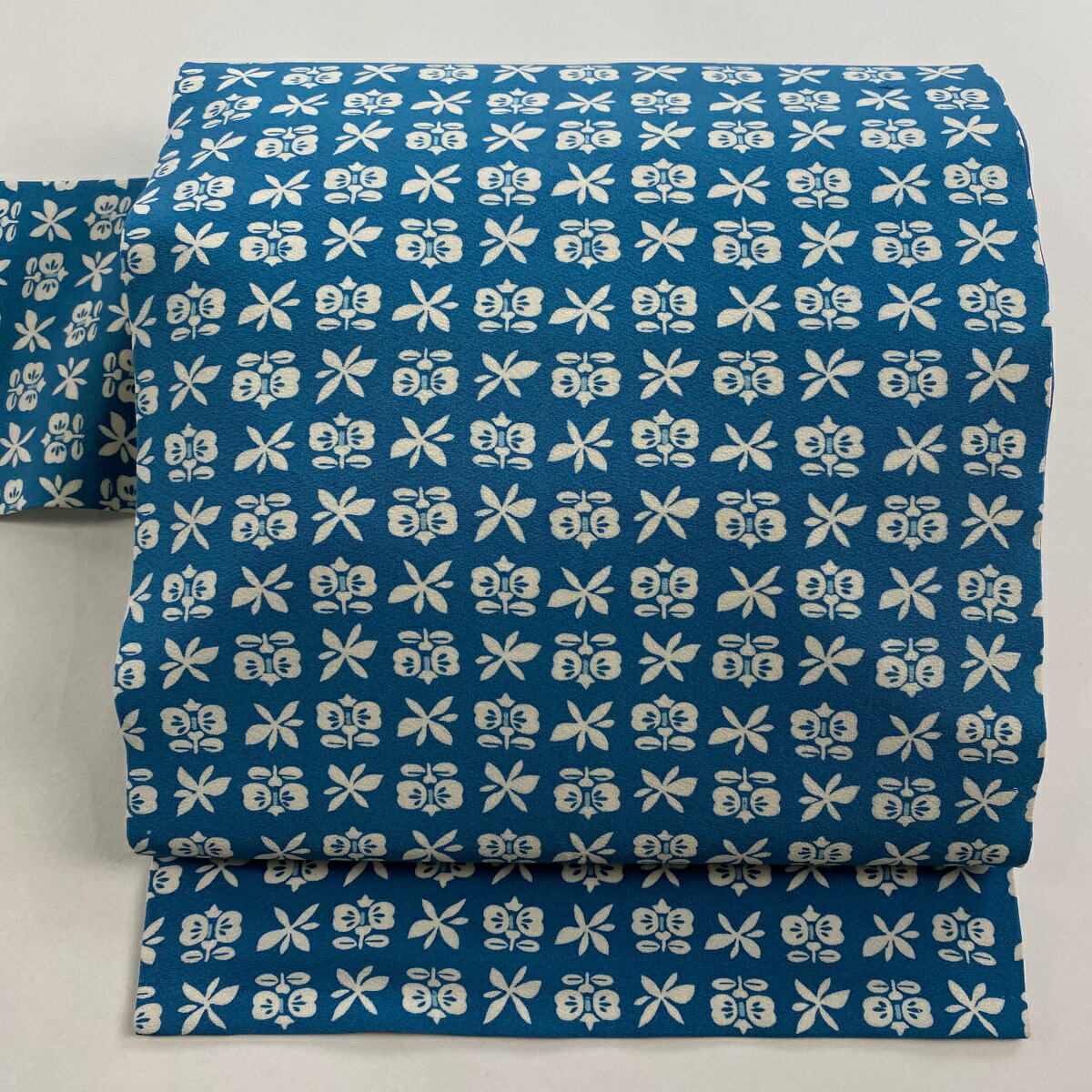 名古屋帯 優品 遠州椿 花 青灰色 正絹 【中古】
