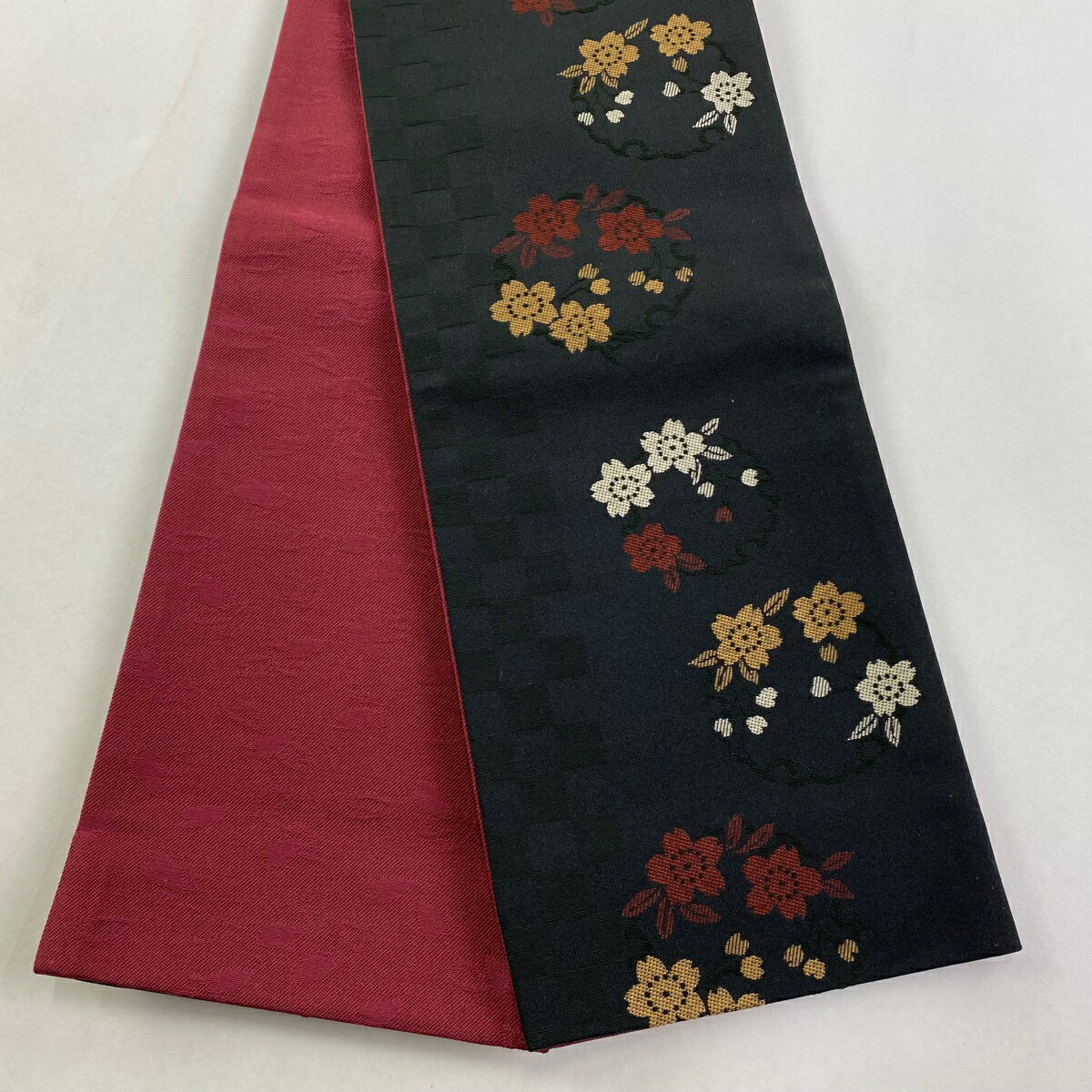 半幅帯 美品 優品 桜 雪輪 黒 化繊 【中古】 msp50