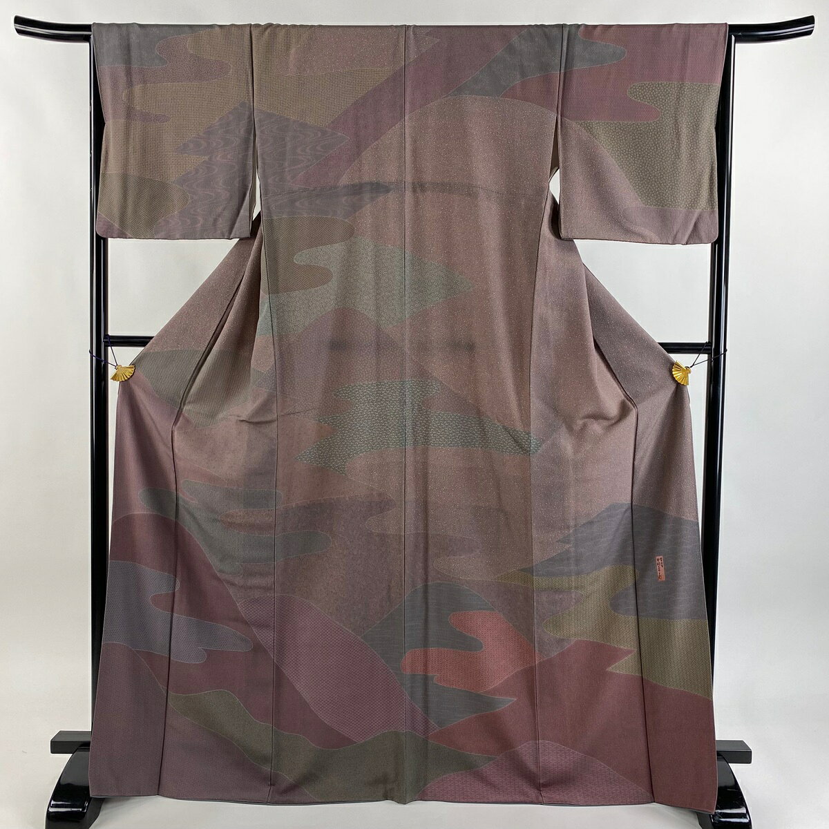 【美品】 訪問着 身丈169cm 裄丈65.5cm M 袷 人間国宝 中村勇二郎 落款あり 霞 小花 灰紫 正絹 逸品 【中古】 msp50