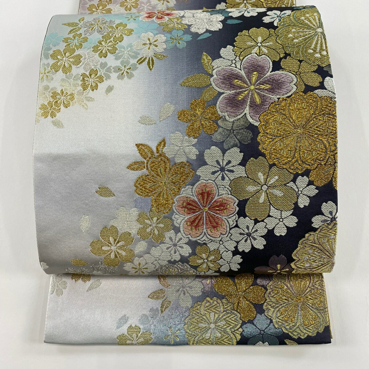 【美品】 袋帯 秀品 桜 花びら 唐織 箔 灰色 六通 正絹 【中古】 msp50(4)