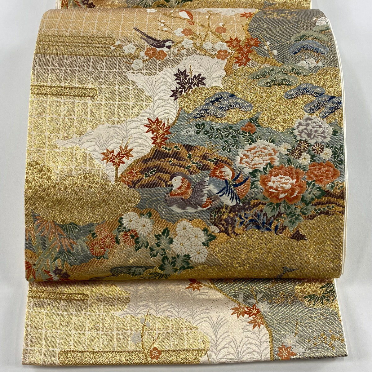 【美品】 袋帯 秀品 雲取鴛鴦文 松竹梅 本金箔 唐織 金色 六通 正絹 【中古】