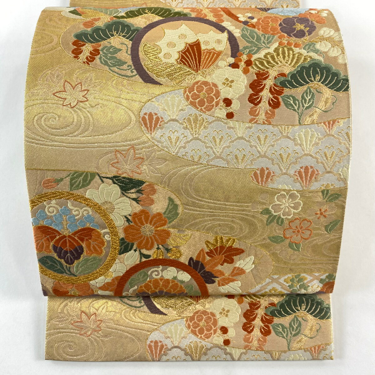 【美品】 袋帯 秀品 蝶 菊 金糸 唐織 金色 六通 正絹 【中古】