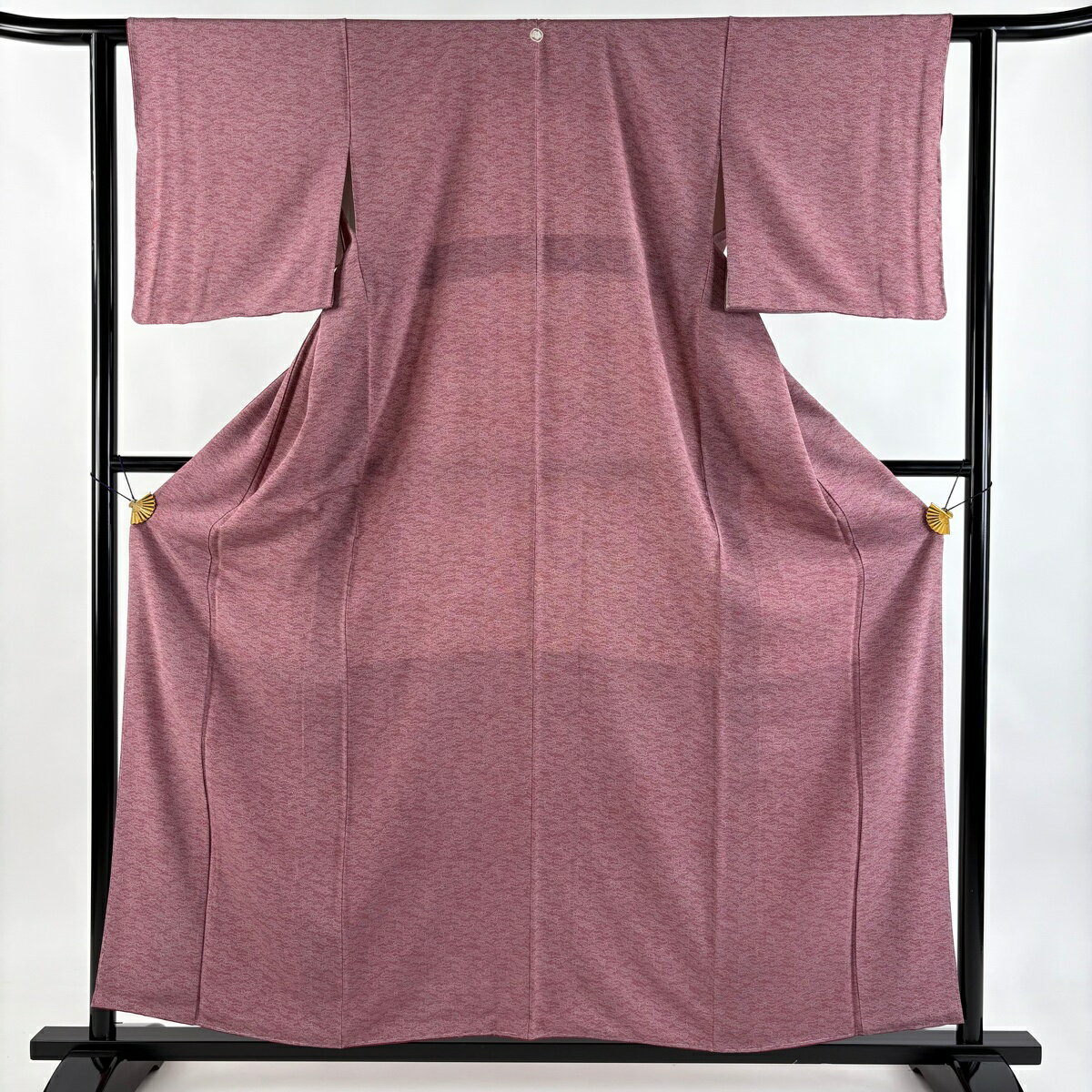 江戸小紋 身丈158.5cm 裄丈61.5cm S 袷 人間国宝 小宮康孝 落款あり 笠松 赤紫 正絹 逸品 一つ紋 【中古】