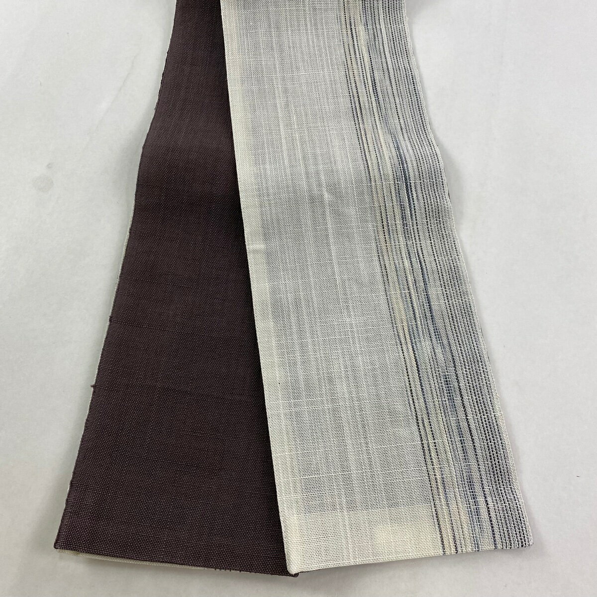 【美品】半幅帯 優品 夏帯 縦縞 灰白 麻 【中古】