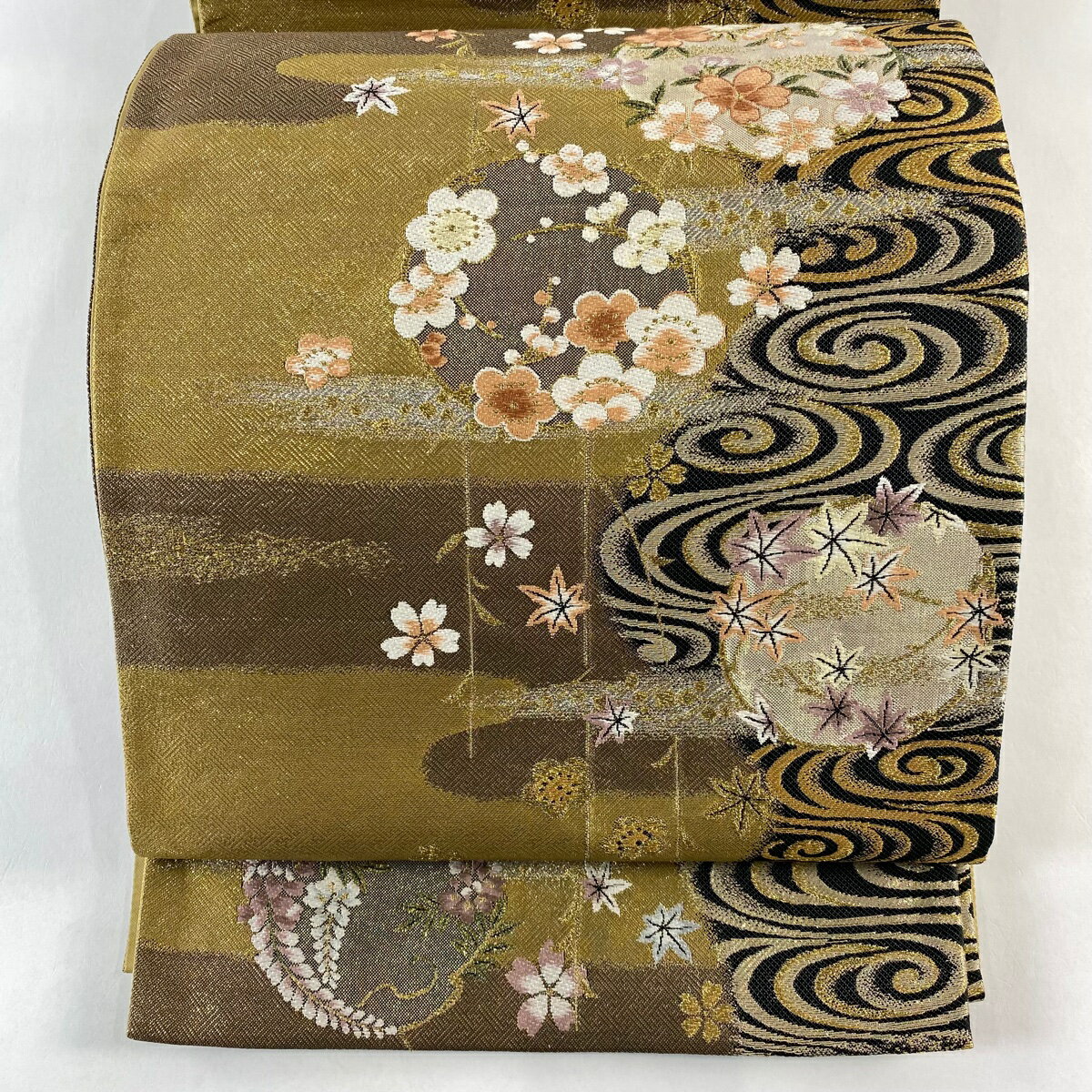 【美品】 袋帯 秀品 やまと 花丸文 観世水 金銀糸 箔 金色 六通 正絹 【中古】(4)