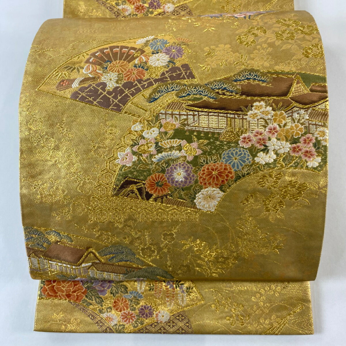 【美品】 袋帯 秀品 扇面 風景 金銀糸 箔 金色 お太鼓柄 正絹 【中古】