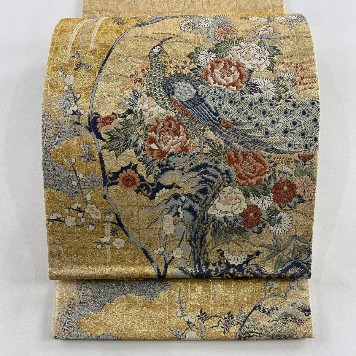 【美品】 袋帯 名品 孔雀 草花 箔 金糸 金色 お太鼓柄 正絹 【中古】