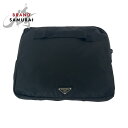 美品 PRADA プラダ テスート 三角ロゴプレート ブラック 黒 シルバー金具 ナイロン クラッチバッグ PCケース レディース 501071 【中古】