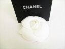 【未使用保管品】 シャネル CHANEL カメリア フラワー キャンバス カメリア コサージュ ブローチ 白 【中古】