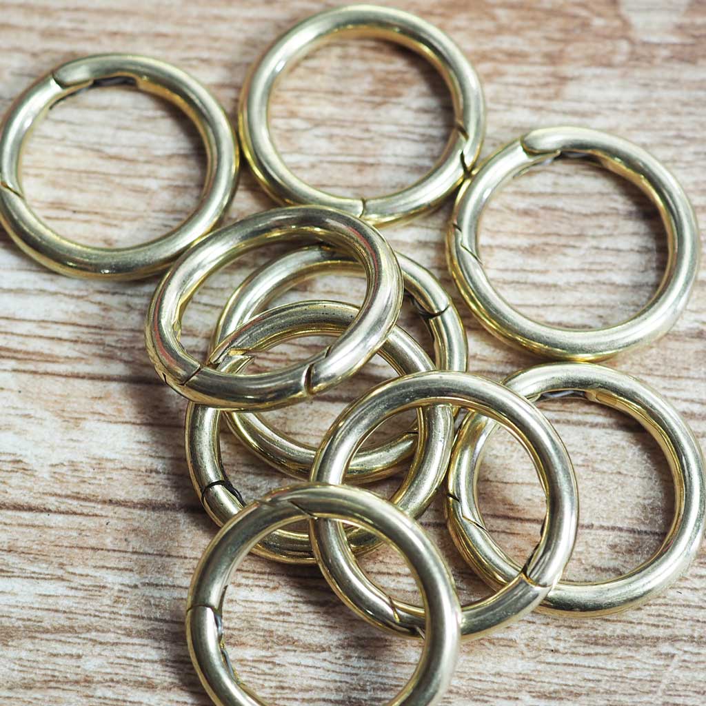Rakuten - 真鍮製丸型カラビナ　丸カンキーリング　29mm　ハンドメイド・アクセサリー部品/DIYパーツ