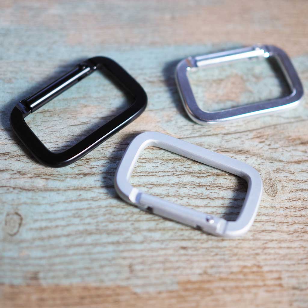 フラット四角型カラビナ/スクエアカラビナ/フック金具 キーホルダー/ハンドメイド/アクセサリー部品/アウトドア