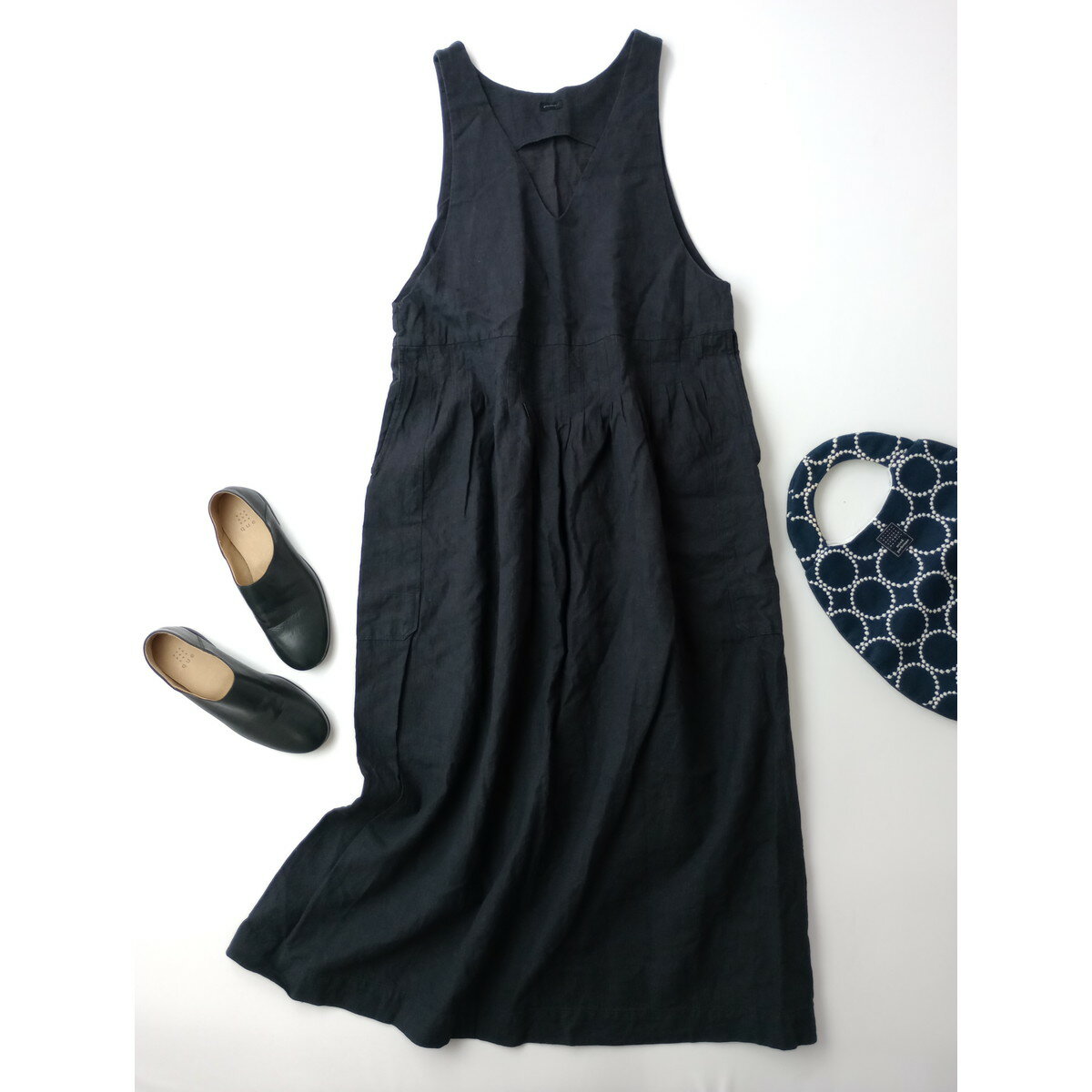 genre ジャンル WAIST TUCK APRON DRESS コットン リネン ウエスト タック エプロン ドレス ロング ワンピース 黒 ブラック 前後着 F【中古】