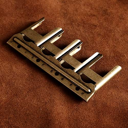 BRASS STORE ブラスストア / 4連 コインキャッチ（アンティークゴールド）/ コインキャッチャー 金具 口金 財布 サイフ コインケース 小銭ケース 硬貨 レジ 収納 雑貨 インポート