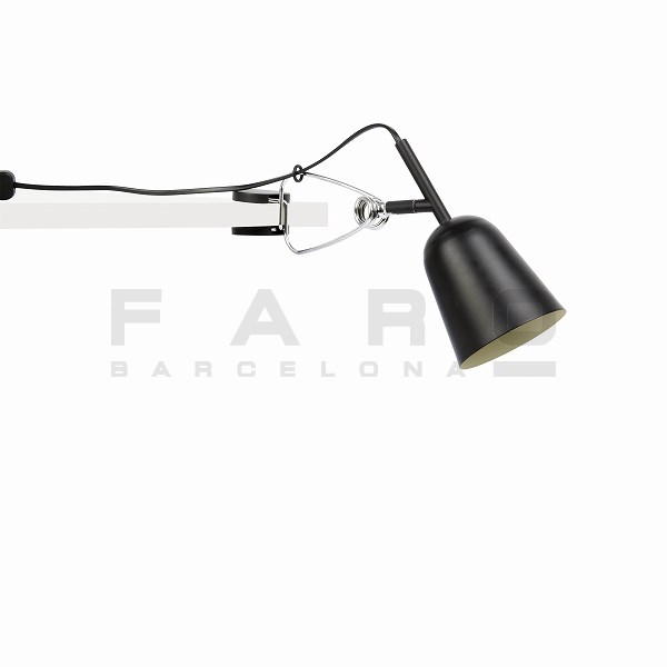 Rakuten - FARO BARCELONA STUDIO Black and cream clip lamp≫クリップ式 テーブル スポット ウォール ライト ベッド 棚 リビング キッチン 間接照明 角度調節可 机 天板付け コンセント式 おしゃれ モダン シンプル 北欧 室内用 電球付属 1灯 LED 100-240V 黒色 アイボリー