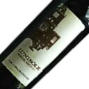 Lunisole / Ca’orologio ガンベロ・ロッソ誌の2008年版で『La Cantina Emergente(新進気鋭のワイナリー)』に選ばれた。『地上の楽園』コッリ・エウガネイをそのままワインに投影した「その土地らしさを最も表現したワイナリー」。生産本数約2000本、収量を38hl/ha以下に抑えたブドウから造られる。 タイプ：赤ワイン 産地：イタリア / ヴェネト / 主要ブドウ品種：バルベーラ 赤い果実がたっぷりとつまった甘い口当たり。しっかりとした酸が穏やかなタンニンとともに豊かな果実を背後から支え、非常にバランスが良い。 タイプ：赤ワイン セパージュ：バルベーラ100% ヴィンテージ：2021 容量：750ml 熟成方法：オーク樽で発酵、大樽(30hl)で14ヶ月熟成。ガンベロ・ロッソ誌の2008年版で『La Cantina Emergente(新進気鋭のワイナリー)』に選ばれた。『地上の楽園』コッリ・エウガネイをそのままワインに投影した「その土地らしさを最も表現したワイナリー」。生産本数約2000本、収量を38hl/ha以下に抑えたブドウから造られる。 赤い果実がたっぷりとつまった甘い口当たり。しっかりとした酸が穏やかなタンニンとともに豊かな果実を背後から支え、非常にバランスが良い。 生産者の概要 風景画のような美しい景色が広がるヴェネトのエウガネイ丘陵。この地に魅了され、1995年にカ・オロロジオの所有者となったマリア・ジョイア・ロゼリーニは、栽培したブドウを売ってしまうのではなく、自らワインを手掛けたいという想いを募らせていた。そんな折、彼女は天才醸造家ロベルト・チプレッソと運命の出会いを果たす。彼は、ブルネッロの名門カーセ・バッセ社で修行を積み、チャッチ・ピッコロミーニをはじめ、イタリア全土の数々のワイナリーで多くの有名ワインを手掛け、1997年にはイタリア最優秀エノロゴの称号にも輝いた、ヴェネト出身の醸造コンサルタントである。山あり谷ありの協同作業だったが、ビオディナミによるワイン造りにこだわり、全ての情熱が注がれたワインのピュアな果実とナチュラルな旨味は瞬く間に人々の心を揺さぶり、カ・オロロジオは一躍注目を集めるワイナリーとなった。 ガンベロ・ロッソ誌の2008年版で『La Cantina Emergente(新進気鋭のワイナリー)』に選ばれ、当時最も目が離せないワイナリーであることが証明された。この地を心から愛するマリア・ジョイアの「地上の楽園エウガネイの丘をワインに映し出す」という目標に向かう真摯な姿勢と作品は、スローフード協会が発行するスロー・ワイン誌でも高く評価されており、アブルッツォのヴァレンティーニやピエモンテのエリオ・アルターレと同じく、「その土地らしさを最も表現したワイナリー」の中にその名を連ねている。