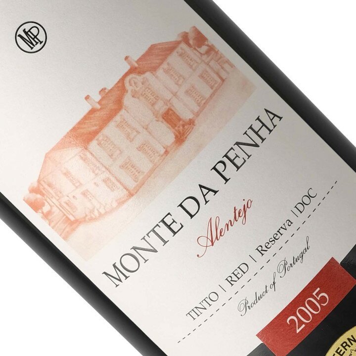 Monte da Penha Reserva Red / Monte da Penha 最良の区画と長期熟成によるトップキュヴェ。1983年から現存する地場品種の老木を台木に接木した葡萄で仕込みます。保水性や栄養分のない土壌に必死で根を張った樹から収穫される葡萄は複雑さを極め、長期熟成型のワインに仕上がっています。 タイプ：赤ワイン 産地：ポルトガル / アレンテージョ 主要ブドウ品種：トリンカデイラ 大地と太陽のエッセンスが凝縮した最高にリッチなトップキュヴェ。 長期熟成による心地よく複雑な熟成香と旨みの極地。 タイプ：赤ワイン セパージュ：トリンカデイラ55％、アラゴネス25％、アリカント・ブーシェ18％、モレト2％ ヴィンテージ：2005 容量：750ml 熟成方法：野生酵母にて自然発酵。発酵槽はステンレスタンク。最高発酵温度28度。最良の区画と長期熟成によるトップキュヴェ。1983年から現存する地場品種の老木を台木に接木した葡萄で仕込みます。保水性や栄養分のない土壌に必死で根を張った樹から収穫される葡萄は複雑さを極め、長期熟成型のワインに仕上がっています。 大地と太陽のエッセンスが凝縮した最高にリッチなトップキュヴェ。 長期熟成による心地よく複雑な熟成香と旨みの極地。 生産者の概要 モンテ・ダ・ペーニャは1984年創業の家族経営のワイナリーです。現在のオーナーはフランシスコ氏です。醸造所はアレンテージョ地方の最北部ポルタレグレのペーニャ山にあり、優良な御影石（花崗岩）の産地として日本にも輸出されています。彼らの畑は標高640mのペーニャ山の中腹にあり、完全なる火山性土壌です。畑にはペーニャ山の風化した花崗岩がゴロゴロしており、表土は岩と砂主体です。葡萄の大部分は1983年と2000年に元々植えられていた老木の地場品種に接木されました。ここの土壌は保水性が低く痩せているため、いきなり若い樹を植えても灌漑なしでは根付かないと言われているため、根が深く伸びている老木に接ぎ木を行います。 砂にもなっていない花崗岩がごろごろしている、雑草すらも生えないような痩せた土壌 老木が残っている理由は、強い太陽に照りつけられた岩の熱でフィロキセラが極めて生息しにくい環境です。葡萄はトゥーリガナショナル種、アラゴネス種、アリカンテブーシェ種、トリンカデイラ種がメインです。アリカンテブーシェ種はステムも果汁も赤い色をしているとても珍しい葡萄で、独特なフローラルな香りが特徴です。発酵は全て天然酵母で行います。ワインは瓶内で長期熟成され、飲み頃を迎えてから出荷します。サステイナブルに取り組み、段階的に転換しているそうです。