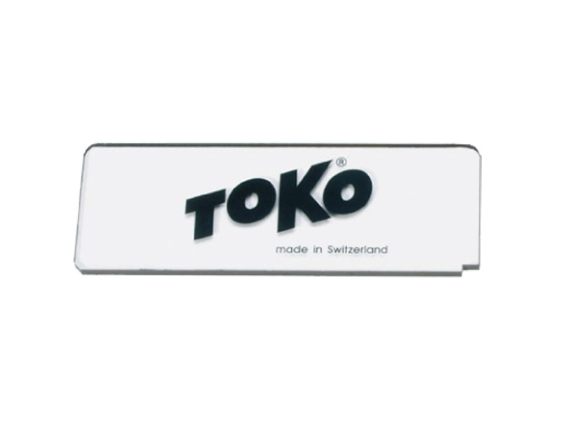 ブランド紹介 【TOKO/トコ】 トコはスイス・アルスタッテンを本拠地として29カ国 へ輸出するケミカル製品企業です。その歴史はヤコブトブラーによって1916年にスタート。当初、登山用品や革製品などのケア用品製造販売を主としました。1933年、当時まだ木製だったスキー専用に初のワックスを開発。その後は数々の革新的ワックスを世に送り出し、 世界中のスキーヤー・スノーボーダー・ノルディック スキーヤーから信頼されるブランドとなりました。 まもなく創業100年を迎えるトコは、ハイテクやユニ ークさだけではなく、人々や環境に配慮した製品創りを目指しています。 アイテム紹介必ずお読み下さい ※商品画像の色について※ 商品画像の色は実物に近づけるよう調整しておりますが、各ブラウザの環境設定及び、モニターの設定により実物の色と差が出る場合が御座います。予めご了承の上ご注文下さいますようお願い致します。 ※在庫状況について※ 当店は実店舗とかねておりますので、入れ違いにより商品が完売の場合がございます。予めご了承くださいませ。 ※キャンセル（返品）について お送りした商品がイメージと違う、モニターで確認した色と多少違う、想像と大きさや形が違う、その他、お客様の見解、想像、ご都合によるキャンセル・返品はお断りさせていただきます。 発送について ※必ずご確認ください 【メール便ご希望のお客様は必ずお読みください。】 メール便は基本的には全国どこでもで配送可能です。 送料につきましては【お支払について→配送について→メール便をご確認ください。】 ★注文前に必ずクリック★のメール便を選択して買い物カゴへ入れます。 チェックが入っていない場合、メール便にならない場合が御座いますのでご注意ください。 ・メール便と代金引換の併用は出来ません。 お支払い方法は【銀行・郵便振込】【クレジットカード決済】【楽天バンク決済】【コンビニ決済】のみとなります。 ・ポスト投函の為、保証等が一切御座いません。 配送中のトラブル等当店では一切責任をとれませんのでご注意ください。 ・日時指定・時間指定等のサービスはご利用出来ません。 通常の運送よりも到着にお時間を頂いております。お急ぎの方は通常運送をお薦め致します。 商品ご購入後、オーダーフォーム上では通常送料となっておりますが、こちらで確認出来次第送料を変更させて頂きます。 最終合計金額は当店からのメールにて、ご確認くださいますようお願い致します。 ★注文前に必ずクリック★の宅配便を選択されたお客様は下記の送料についてに記載されている送料となります。 メール便はポスト投入となりますので、日時指定・代金引換・保証をご利用いただけませんので予めご了承くださいませ。 【代金引換ご希望の場合】 代金引換指定のお客様は、宅配便をご選択くださいませ。別途、送料につきましては送料の配送にてご確認ください。