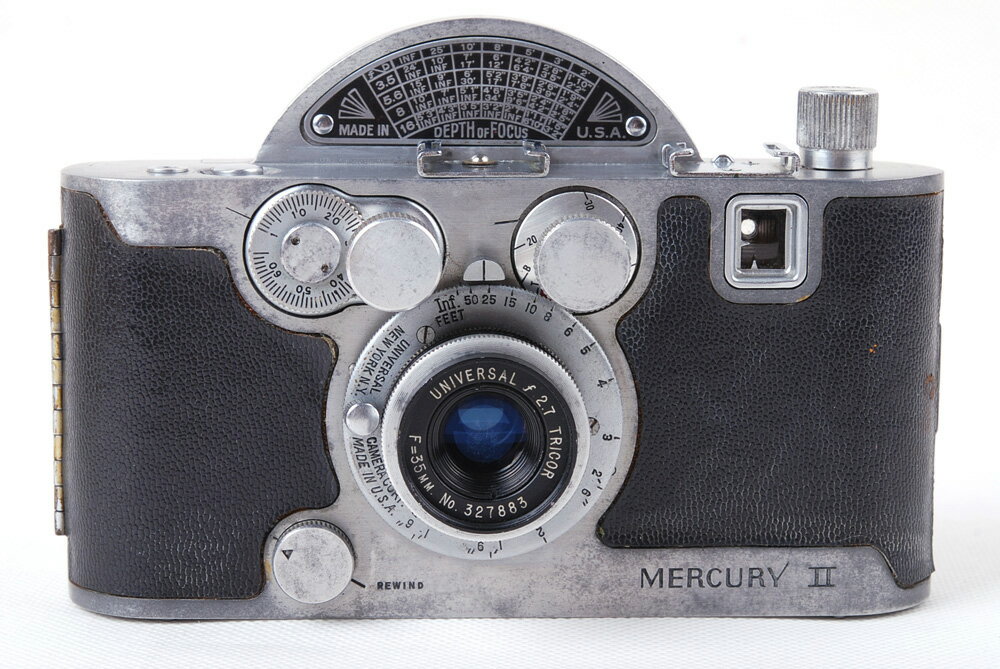 【並品】MERCURY II/マーキュリー II Model CX ハーフサイズカメラ UNIVERSAL TRICOR 35/2.7レンズ付き 商品型番#jp19234&nbsp;商品説明 今回紹介するのは【並品】MERCURY II/マーキュリー II Model CX ハーフサイズカメラ UNIVERSAL TRICOR 35/2.7レンズ付きです。 普通使用痕跡があります。キズなどありません。機能正常、操作順調、シャッター正常。 レンズが明るい、ファインダーに微量のホコリありますが、使用に影響を与えません。付属品なし。 動作確認済み、問題なし。商品の実物写真をできるだけ載せましたので、どうぞご覧くださいませ。ご不明な点はお気軽にご質問ください。付属品 画像にあるものすべてあります。コンディション新同品使用の形跡が全く見られない、中古品。新品同様。美品 僅かに使用感が見られるが、総じて大変綺麗で作動完全な中古品。良品 通常の使用感は見られるが、外観と機能、共に程度良好な中古品。並品 外観にかなりの使用感が見られるが、機能的には問題のない中古品。実用向け。難有品一部不具合箇所や機能的制限のある中古品。 注意事項 ★新品ではございませんので、多少の汚れ、傷み等御理解のうえ御入札お願いいたします。 ★完品をお求めの方、状態に神経質な方の御入札はお控えください。★当社仕事の都合にてご連絡に1日ほどかかることがあります。★画像にてご判断の上ノークレイム、ノーリターンにてお願いいたします。 ★商品発送後の破損、その他の不備につきましては、誠意を持って対応させてい ただきますので、お手数ですが、お電話、でご連絡ください（メールですとチェック 漏れ等がありますといけませんので）、いきなり悪い評価は、なさらないでください。&nbsp; どうぞよろしくお願いいたします。