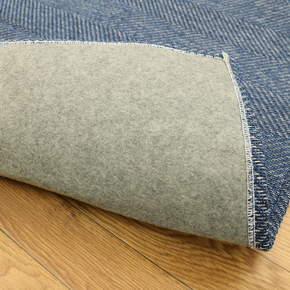 【メーカー直送】大島屋 洗えるジャガードラグ ライラ 70cm×180cm ネイビー