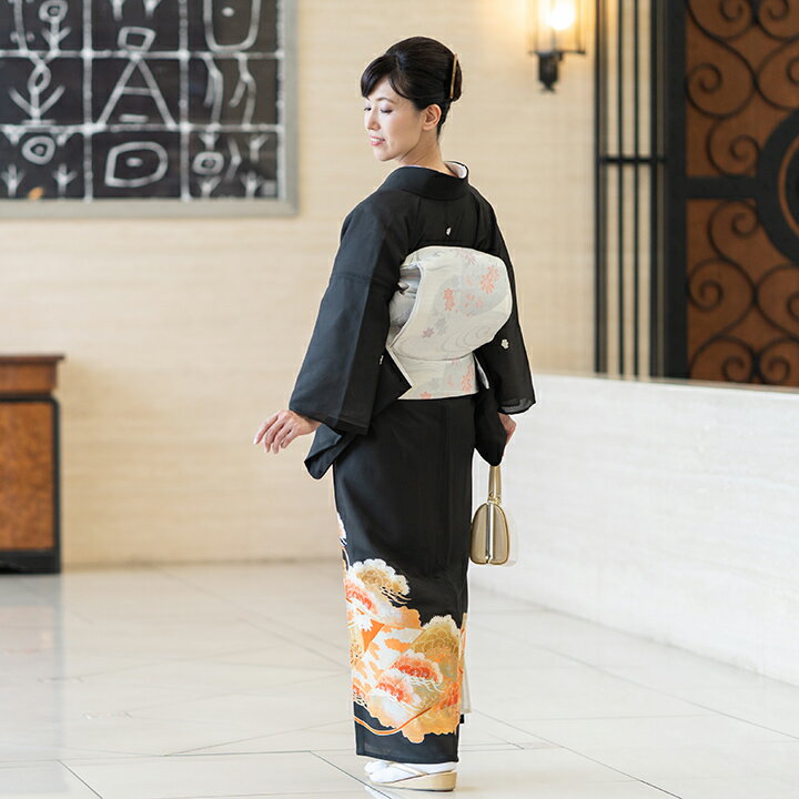 【レンタル】夏用 着物 絽 留袖 フルセット （TS-046）牡丹・菊 御所車 涼しい きもの 礼装 衣装 貸衣装 お祝い 夏 結婚式 お茶会 訪問 祝賀会 パーティー 母親 叔母 親族 フォーマル サマーウエディング 薄着 夏着物 夏物 6月 7月 8月 9月