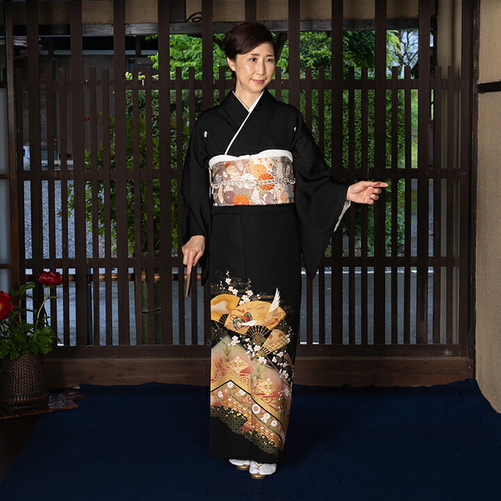 【留袖 レンタル フルセット】【往復送料無料】高級正絹 留袖 レンタル 扇 ・鶴 TS-MA434 結婚式 母親 衣装 黒留袖 レンタル留袖 結婚式母親 親族 留袖 式典 叙勲 留袖 レンタル 安い オシャレ