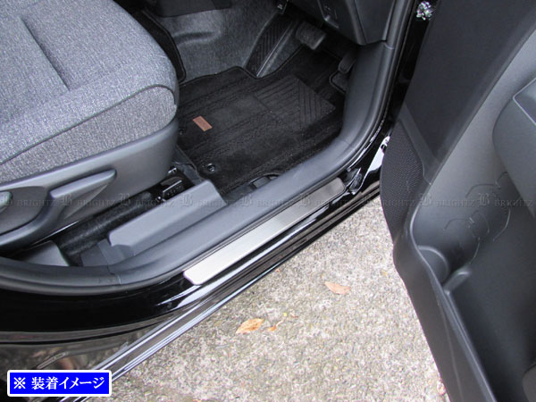 【 BRIGHTZ シエンタ 10 15 ステンレスエントランスモール 2PC 】【 ENT−MOL−134 】 スカッフプレート MXPC10G MXPL10G MXPL15G