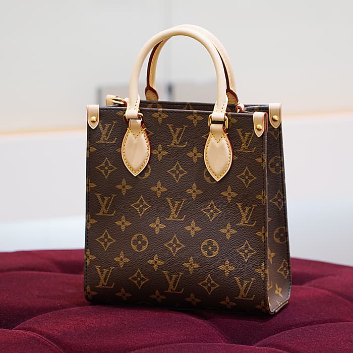 ルイ・ヴィトン サックプラ BB モノグラム M46265 LOUIS VUITTON LOUIS VUITTON 新品ショルダーバッグ 送料無料のサムネイル