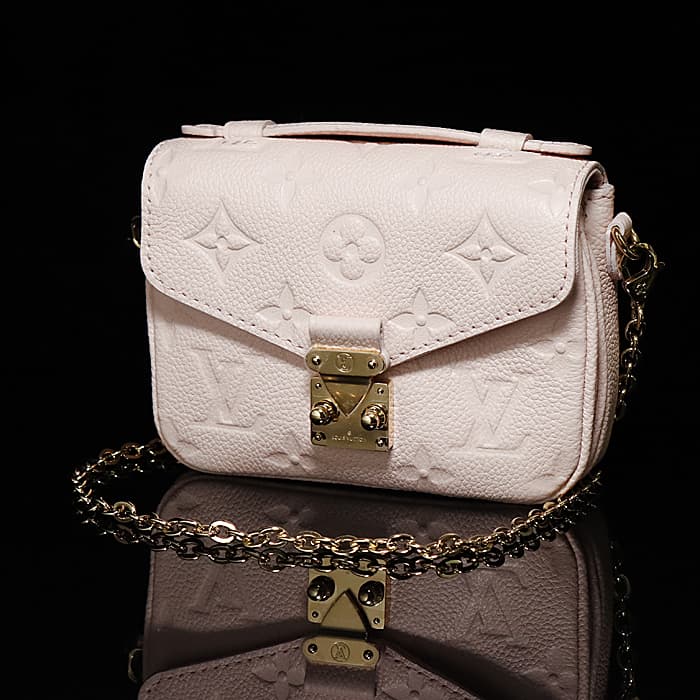 CBg }CNeBX M81389 LOUIS VUITTON ViuhobN 