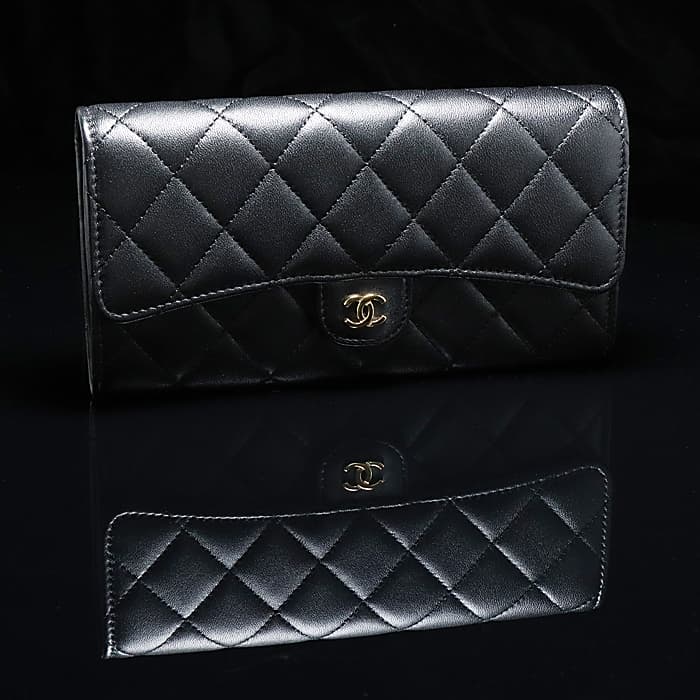 シャネル ハンドバッグ シャネル クラシックロングフラップウォレット ラムスキン ブラック ゴールド金具 CHANEL 新品レディース 腕時計 送料無料