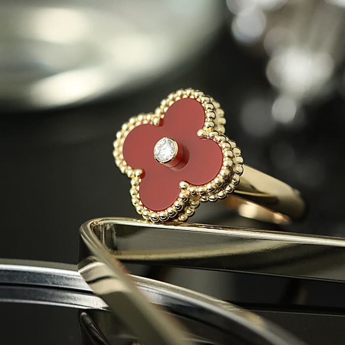 ヴァン クリーフ&アーペル ヴィンテージ アルハンブラ リング イエローゴールド カーネリアン ダイヤモンド VCARD40850 Van Cleef & Arpels 新品リング ブランドジュエリー 送料無料のサムネイル