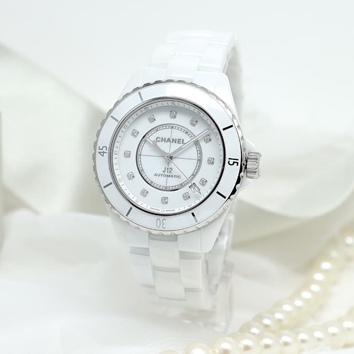 シャネル 腕時計 シャネル J12 ホワイト セラミック 12Pダイヤ H5705 38mm CHANEL 新品レディース 腕時計 送料無料