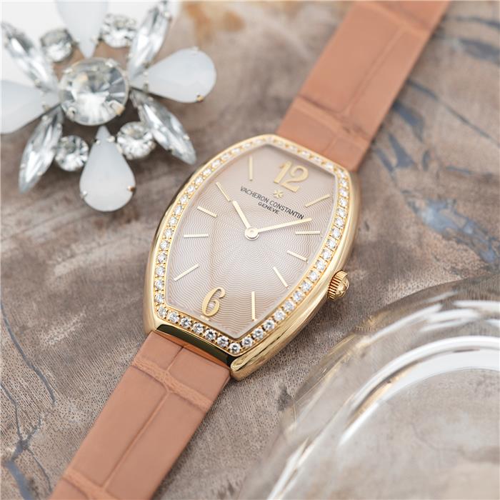 レディースブランド サロンBRILLERのその他を見る