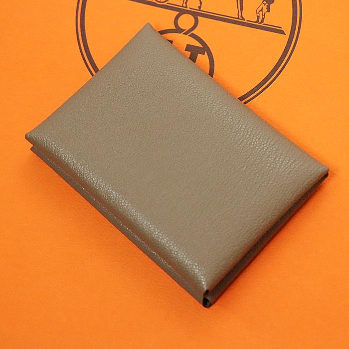 エルメス カルヴィデュオ シェーブル エトゥープ HERMES 未使用品カードケース 送料無料のサムネイル