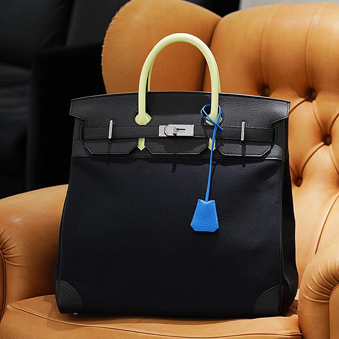 HERMES 中古オータクロア 40 トゴ×トワルアッシュ ブラック×ジョーヌ ブルジェオン×ブルーロワイヤル シルバー金具 送料無料のサムネイル