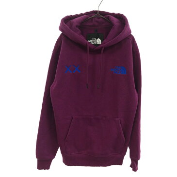 THE NORTH FACE(ザノースフェイス)22SS×KAWS Popover hoody×カウズコラボフロントロゴプリント プルオーバーパーカー NF0A7WLI【中古】【程度A】【カラーパープル】【取扱店舗原宿】