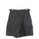 BALENCIAGA(バレンシアガ)CARGO SHORTS 22SS カーゴショーツ ハーフパンツ ブラック 746500 TNM60 ブランド BALENCIAGA 品名 CARGO SHORTS 22SS カーゴショーツ ハーフパンツ ブラック 746500 TNM60 表記サイズ XS サイズガイドはコチラ 実寸 ウエスト：45センチ ワタリ：35センチ 股上：41.5センチ 股下：18センチ 裾幅：34センチ 素材表記 画像参照/原産国：イタリア製 カラー ブラック 商品状態 新品同様品または試着程度の使用感有り 付属品：写真に写っているものがすべてになります。 備考：- 商品番号 1724B100005※お問い合わせの際は、こちらの商品番号をお伝えいただくとスムーズです。 注意事項 ※掲載商品は実店舗等で同時販売しており、欠品になる場合がございます。 恐れ入りますがその際はキャンセルとなりますため、予めご了承くださいませ。 ※原則、お客様都合でのキャンセル・返品はお受けできません。 ≪返品について詳しくはこちらをご覧くださいませ。≫ ご利用の際はショッピングガイドを必ずご一読の上、ご購入へお進みくださいませ。 状態ランク S N 新品〜未使用品 新品未開封品になります。 S 新品同様品または試着程度の使用感があります。 A 使用感の少ない比較的状態の良い中古品になります。 B 着用感があり若干の汚れ・ダメージが見受けられる中古品になります。 C 汚れ・ダメージが多数見受けられ難がある中古品になります。 【取扱店舗】 BRING 梅田茶屋町店 TEL: 06-7176-3865 このブランドの他の商品を見る