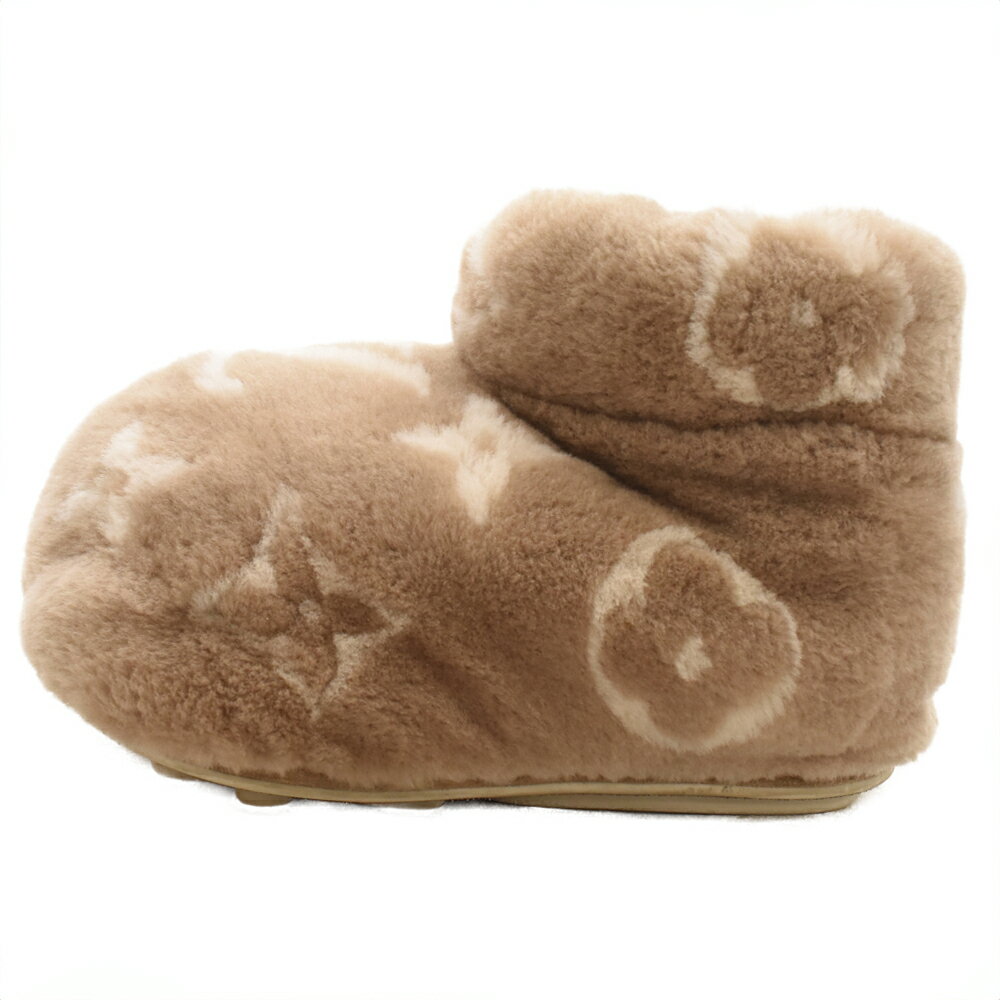 LOUIS VUITTON(ルイヴィトン) サイズ:5-6 24SS LVフットプリント ライン アンクルブーツ ベージュ 1ACNXG レディース【中古】【程度A】【カラーベージュ】【取扱店舗BRING心斎橋店】のサムネイル