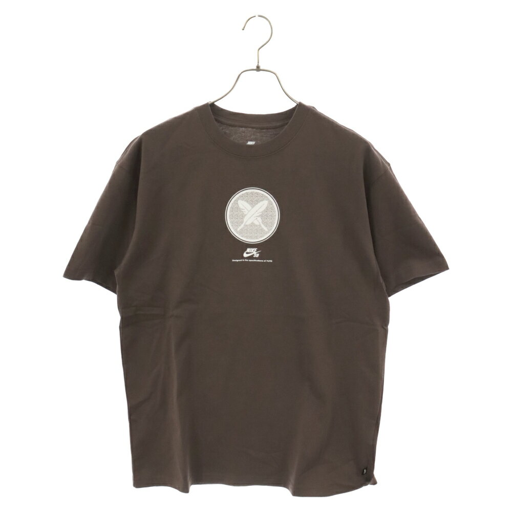 NIKE SB(ナイキエスビー) サイズ:S YUTO HORIGOME SKATE TEE 堀米雄斗 スケートボード ロゴ フロント 半袖Tシャツカットソー ブラウン FN0670-237【中古】【程度A】【カラーブラウン】【オンライン限定商品】のサムネイル